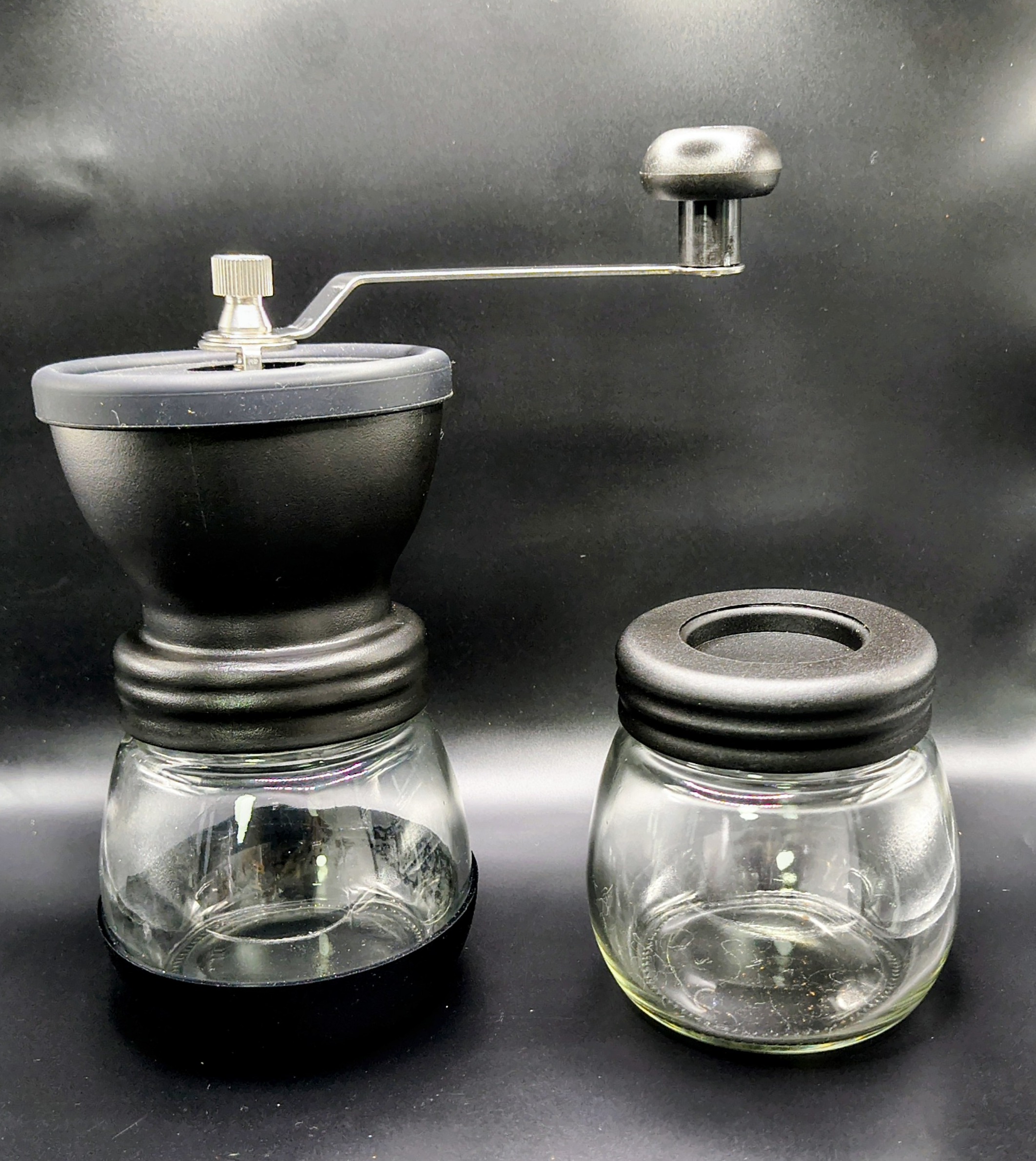 Sleek Grind - Manual Burr Grinder